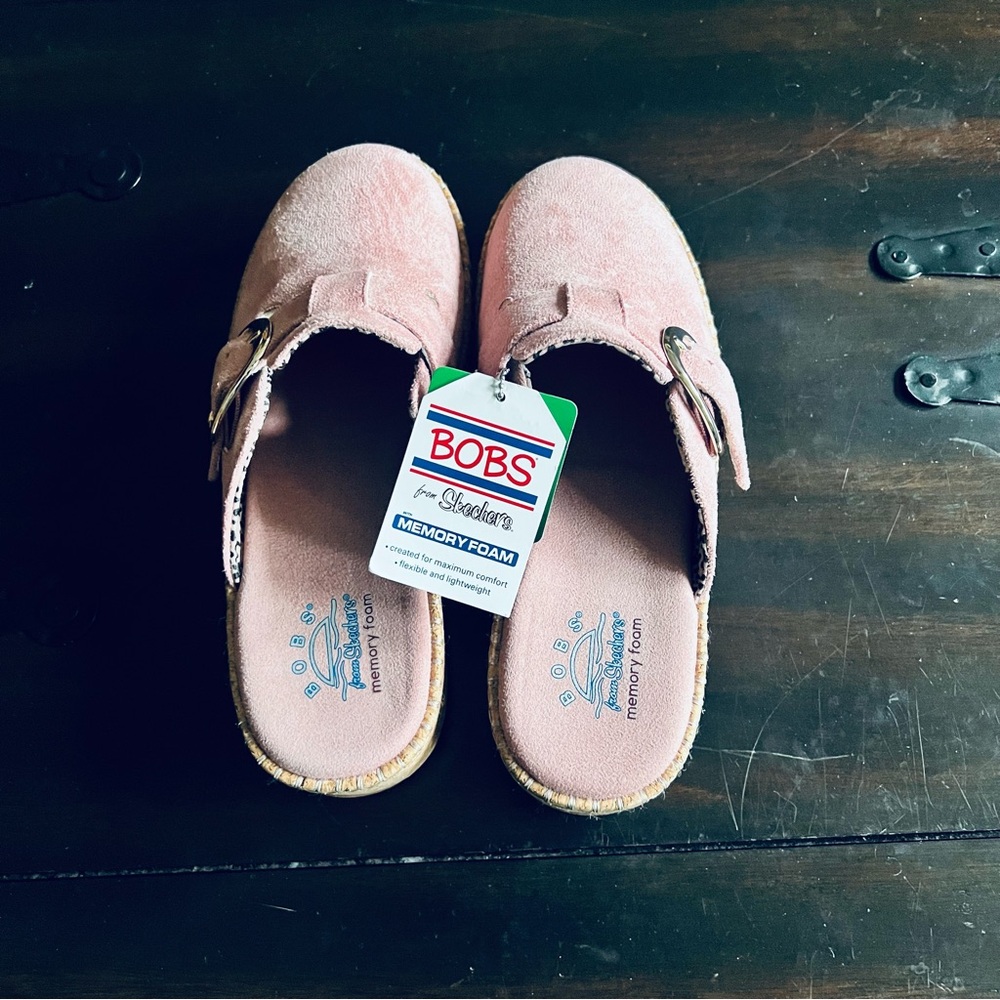 BOBS from Skechers Rosey Rise - On Parade women's clogs.